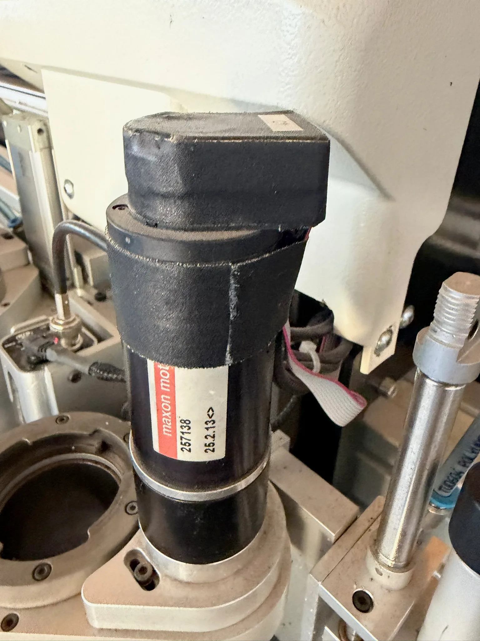 Bullmer Premiumcut ELC — CNC-Flachbett-Cutter 5320 mm, Vakuum & Videokopf – Bild 9