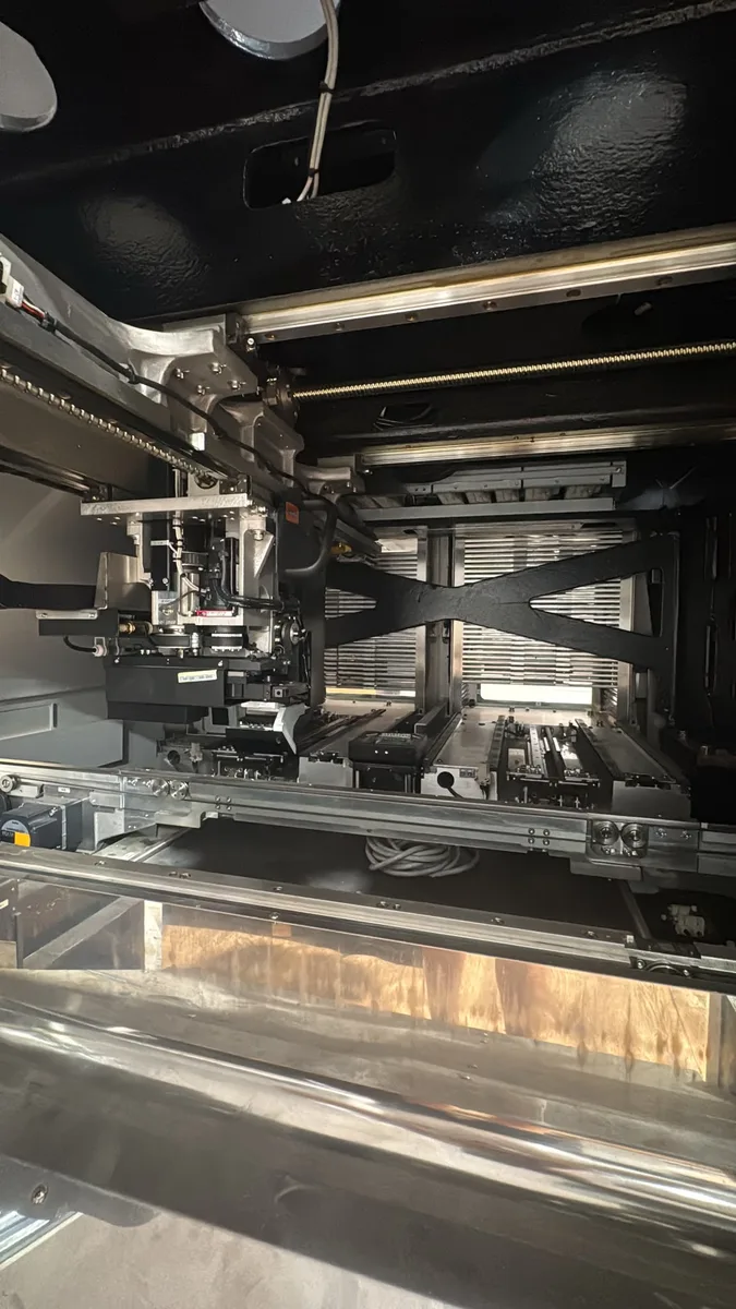 SMT-Fertigungslinie: Reflow Soltek SM8 & TWS850, BGA KIDI KID-650, Sony Pick&Place – Bild 15